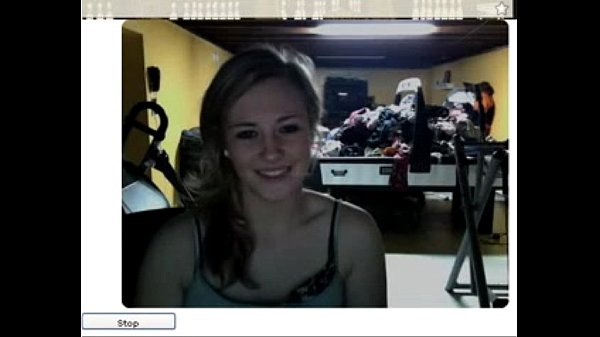 Teen teases and flashes on cam