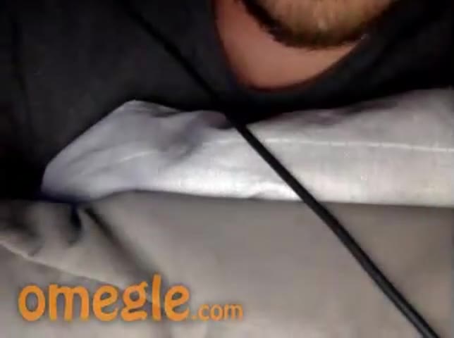 Exposes GF’s Nudes on Omegle Porn