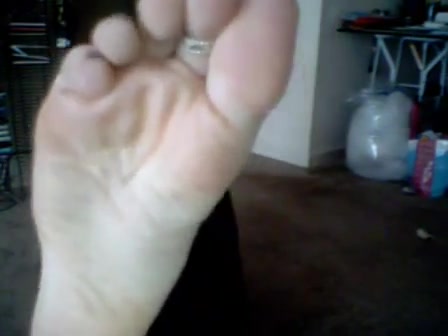 Teen Feet Teasing on Webcam – xHamster.com.flv