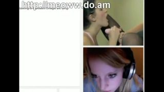 Teen girl watching porn on chatroulette