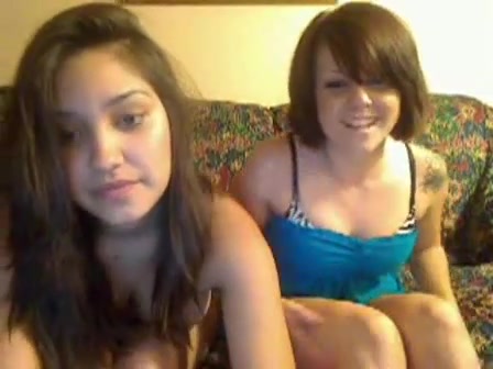 perfect friends babes on cam